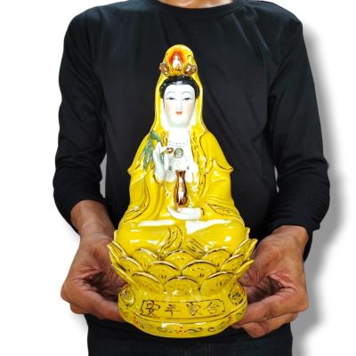 เจ้าแม่กวนอิม ปางประทานพรมือถึงแจกัน เสื้อสีเหลือง ฐานกว้าง 5 นิ้วสูง 10 นิ้วงานกังใสพรีเมี่ยมนำเข้าจากจีน