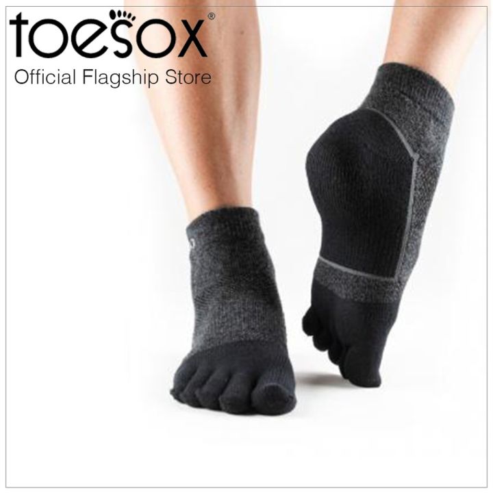 toesox-โทซอคส์-ถุงเท้ากีฬา-แยกนิ้ว-รุ่น-ankle-ปิดนิ้วเท้า