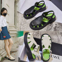 2022 ฤดูร้อนใหม่ Bao Head Sandals ผู้หญิงนอกสวมส้นหนาร้อยรองเท้าโรมัน แต่เพียงผู้เดียวรองเท้าลำลองถักหนังแท้สำหรับสุภาพสตรี