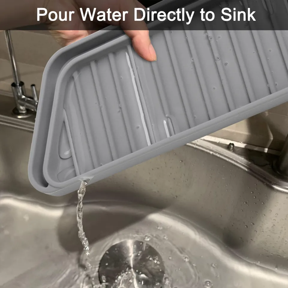 Silicone Water Catcher Tray,Refrigerator Drip Catcher Tray,Protector Ice  and Water Dispenser Pan,Fridge Spills Water Pad Catch Basin for Drainage 