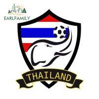 EARLFAMILY ขนาด13ซม. X 11ซม. สำหรับทีมฟุตบอลทีมชาติไทยสติกเกอร์รถอนิเมะเท่ๆกันชนหน้าต่างดีคอลสำหรับมอเตอร์ไซค์