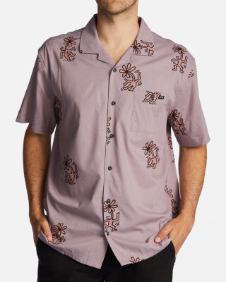 Billabong เสื้อเชิ้ตผู้ชาย Keith Haring Flower Dance Vacay - Short Sleeve Shirt 231 ABYWT00214-GVO