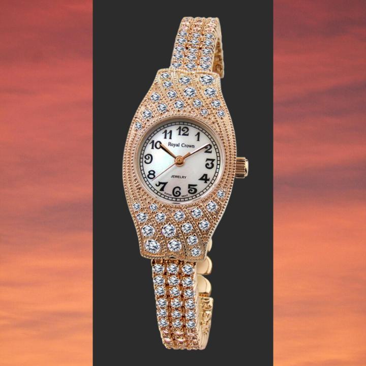 royal-crown-นาฬิกาประดับเพชรสวยงาม-สำหรับสุภาพสตรี-ของแท้-100-และกันน้ำ-100-สายเพชร-cz-อย่างดี-รุ่น-2502b-สีพิ้งโกลด์-จะได้รับนาฬิการุ่นและสีตามภาพที่ลงไว้-มีกล่อง-มีบัตรับประกัน-มีถุงครบเซ็ท