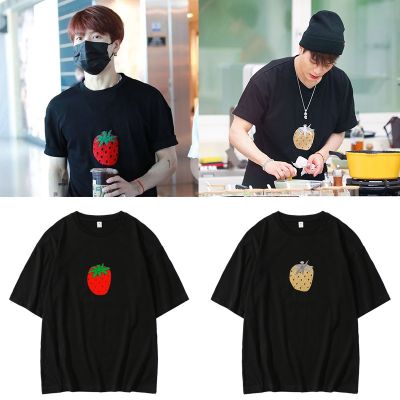 เสื้อยืด Jackson got7 Shirt With Strawberry Patternเสื้อยืด เสื้อคู่รัก