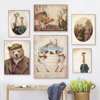 Vintage Anthromorphic สัตว์โปสเตอร์พิมพ์ Lion Bear Deer ภาพวาดผ้าใบสำหรับตกแต่งบ้าน Cuadros