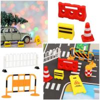 9pcs Set Traffic Barrier Model Traffic Barrier Decoration Table Sand Fence Lot Parking Construction Fence Model Road Construction Toys F8W3