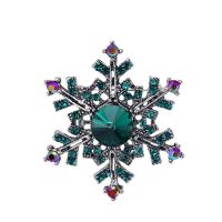 CINDY XIANG Crystal Blue Color Snowflake Brooches For Women Vintage Fashion Pin