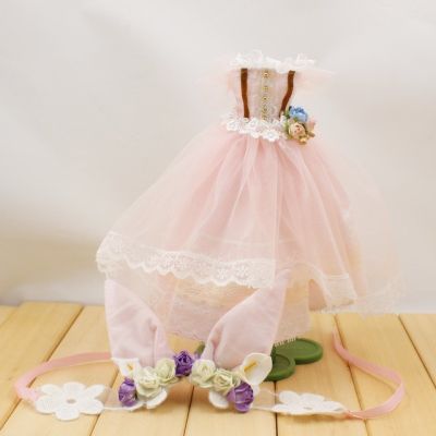 Super cute dress for 1/6 doll lace wedding dress เสื้อผ้าตุ๊กตาบลายธ์