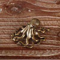 High Brass Octopus Home Decoration Antique Copper Animal Figurines Miniatures Desk Ornament Accessories Creative Table Tea Pets