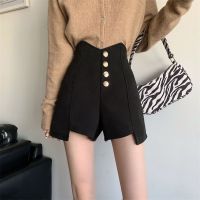 Large Size Ladies Fat Mm Outside The New Spring And Summer Wear Black Shorts Design Feeling Buttons Wide-Legged Pants Of Tall Waist Show Thin A Word