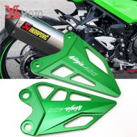 สำหรับคาวาซากิ Z400นินจา400 Ninja400 2018-2021 2022 2023รถจักรยานยนต์อลูมิเนียมแผ่นส้นเท้าอุปกรณ์ปกป้องป้องกันฝาปิดยึดฟิล์มแบบเหยียบ