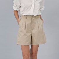 YOURCLOSETNEEDSTHIS Hazel Shorts - Khaki / กางเกงขาสั้นทรง Boy - สีกากี