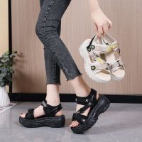 Ins wet web celebrity fashion sports sandals female new summer 2023 han edition of Velcro large base sponge Roman shoes