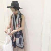 chomstudio ผ้าพันคอ ผ้าคลุมไหล่ silk satin scarf ผ้าคลุมไหล่ grey-silk