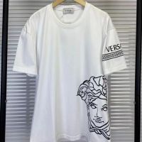 Versaceis เสื้อยืดแขนครึ่งพิมพ์ลายลำลองอเนกประสงค์สำหรับฤดูร้อนแขนสั้น2023