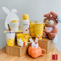 Starbucks Cup 2023 New Year of the Rabbit Zodiac Traditional Persimmon Ruyi Meng Rabbit Straw Straw แก้วเซรามิคฉนวนกันความร้อน