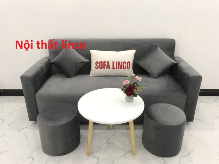 Ghế sofa vải nhung màu xám: Ghế sofa vải nhung màu xám là sự lựa chọn tuyệt vời cho những ai yêu thích màu sắc trang nhã và tinh tế. Sản phẩm được làm bằng chất liệu vải nhung cao cấp, đem lại cảm giác êm ái, thoải mái khi sử dụng. Thiết kế đơn giản nhưng tinh tế cùng màu sắc trang nhã của sản phẩm sẽ giúp bạn tạo nên một không gian sống đẳng cấp, tiện nghi và cuốn hút.