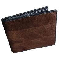 Beautiful cow fur Bifold wallet in dark brown for unisex กระเป๋าขนวัวสวยๆ สีน้ำตาลเข็ม ขนนุ่ม เหมาะสำหรับท่านสุภาพบุรุษ และสุภาพสตรี เท่สุดๆ   สีน้ำตาล