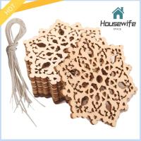 HOUSEWIFE SPACE 10 pcs เกล็ดหิมะเกล็ดหิมะ จี้อีสเตอร์รูปเกล็ดหิมะแบบกลวงออก พร้อมสายคล้อง กล่องไม้กล่อง ป้ายไม้แขวนรูปเกล็ดหิมะ แฟชั่นสำหรับผู้หญิง งานฝีมือไม้เกล็ดหิมะ ห้องในห้อง