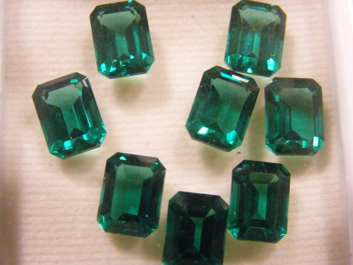 nano-พลอย-นาโนสีเขียว-กะรัต-carats-7x5-มม-8-เม็ด-pieces-lab-made-nano-green-emerald-synthetic