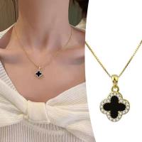 Fashion Temperament Four-leaf Clover Necklace Simple Two-color Clavicle Double-sided Pendant Chain C2R4