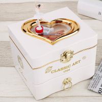 Heart Shape Dancing Ballerina Music Box PLastic Jewellery Box Carousel Hand Crank Music Box Mechanism Gift For Valentine 39;s Day