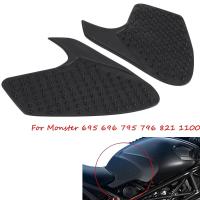 สำหรับ Ducati 695มอนสเตอร์696 795 796 821 1100 1100S ถังแก๊สรถจักรยานยนต์ด้ามจับด้านข้างฉุดป้องกันหัวเข่าสติกเกอร์ป้องกันลื่น