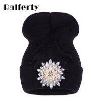 2020 Winter Hats For Women Knitted Luxury Flower Crystal Beanies Hat Female Skullies Caps Black Streetwear Gorras Gorro