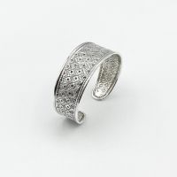 DSP กำไลเงินลายสร้อยดอกหมาก ลายผ้าไหม ทรงเกือกม้า กำไลเงินแท้ 925 : DSP 925 Sterling Silver Cuff Bangle [GSPP0105]