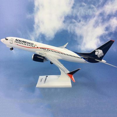 31CM 1/130 Scale Airplane Boeing B737 MAX8 Aircraft AEROMEXICO Airlines Model With Landing Gear Wheels Diecast Resin Plane Toys