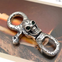 Fashion Rock Graffiti Keychain S925 Sterling Silver Keychain Ladies Diamond Dark Skull Trendy Mens Accessories Pendant