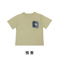 Yuanbaoshe เสื้อผ้าเด็กญี่ปุ่นเด็กแขนสั้น T เสื้อ 2023 เสื้อตัวในทรงหลวมสำหรับเด็กผู้ชาย T เสื้อ