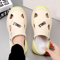 New Men Sandals Lightweight EVA Casual Hole Shoes Mens Clogs Sandals Home Garden Outdoor Summer Beach Flat Man Slippers