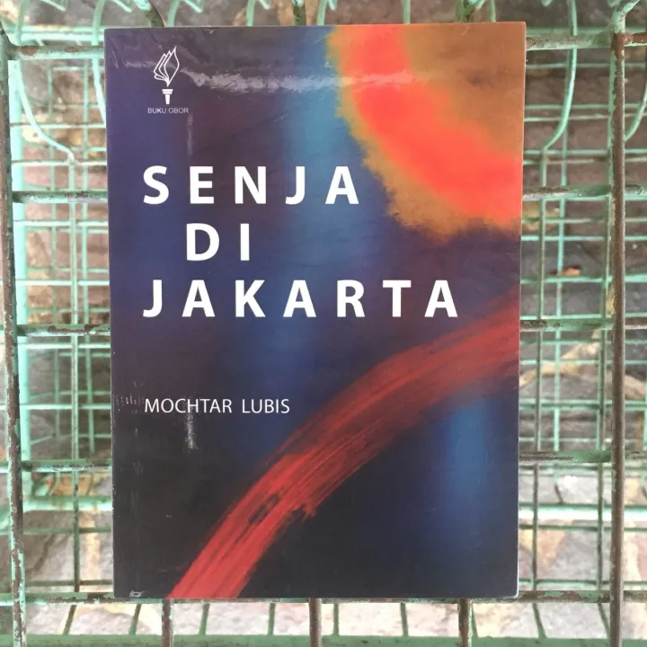 Buku Senja Di Jakarta Mochtar Lubis Lazada Indonesia