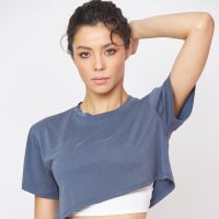 [Peaches active] Luxeflex Cover Crop Top (Santorini) - เสื้อยืดดำ / เสื้อออกกำลังกาย เสื้อผ้าโยคะ เล่นกีฬา