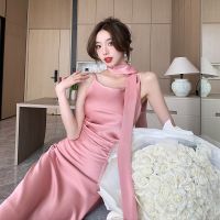 New temperament socialite silky satin dress sexy backless dress hanging neck dress