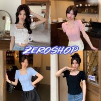 Zero shop?พร้อมส่ง? (Zero-8K40-1)  เสื้อไหมพรมแขนสั้น ดีเทลขอบเก๋ๆ แถมสายโซ่หัวใจเกี่ยวเสื้อน่ารัก