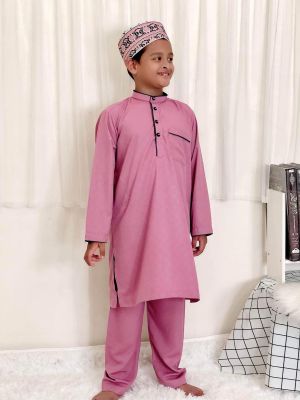 ชุดเด็กชายมุสลิม เสื้อ พร้อมกางเกง ชุดมาลายู ชุดปากีเด็ก สำหรับอายุ1ขวบ-12ปี มีทั้งผ้าลายและผ้าเงา
