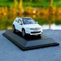 : 》 “{ 1:43ซีตรอง C3-XR C3 XR C3XR SUV รุ่นรถโลหะผสม