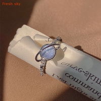 Fresh sky แหวนดาวเคราะห์คริสตัลสีฟ้าส่องแสงแฟชั่นสำหรับสาวๆแหวนสวมนิ้วแบบเปิดได้สวยงามเครื่องประดับอินเทรนด์สำหรับงานแต่งงานของผู้หญิง