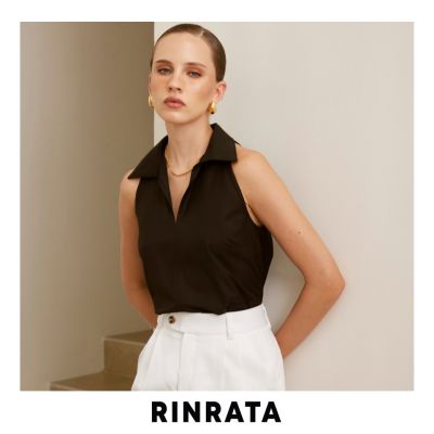 RINRATA - Lola top เสื้อสีดำ แขนกุด มีปก ไหล่ล้ำ คอวี เสื้อใส่เที่ยว เสื้อใส่ทำงาน สีดำ