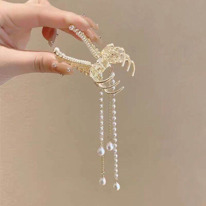 luxurious-hair-jewelry-opulent-hair-pin-pearl-butterfly-hair-accessory-long-tassel-grasping-clip-diamond-studded-hair-clip