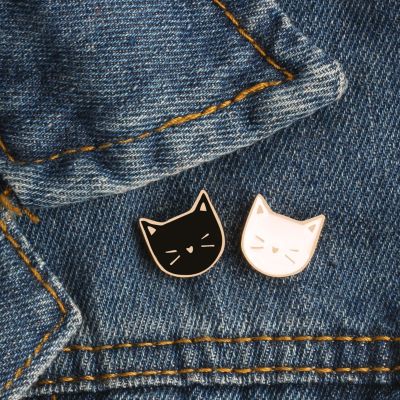 2 Pcs / Set Hot Cartoon Cute Cat Animal Enamel Brooch Pin Badge Decorative Jewelry Style Brooches For Women Gift