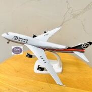 MÔ HÌNH MÁY BAY CHỞ HÀNG DÒNG BOEING B747-400F HÃNG SF AIRCARGO  FULL BOX
