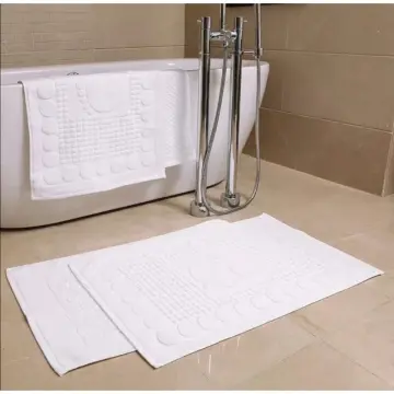 White floor towel cobblestone foot parten hotel home grey bathroom