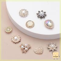 WRAPPE 10PCS ที่เป็นประกาย คริสตัล รูปดอกไม้ กิ๊บติดผมไข่มุก ปุ่ม Rhinestone เครื่องประดับศีรษะ กระดุมมุก