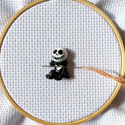 Halloween Skull Needle Minders Magnetic for Cross Stitch  Needle Keeper Pin Holder for Embroidery Needlework Needlework