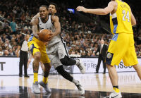 โปสเตอร์ Kawhi Leonard คาวาย เลียวนาร์ด บาสเกตบอล Basketball Poster โปสเตอร์ขนาดใหญ่ ตกแต่งผนัง ของแต่งบ้าน ของแต่งห้อง โปสเตอร์ติดผนัง 77poster