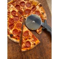 Pizza Cutter ???  (ที่ตัดแป้ง หรือ ตัดพิซซ่า)