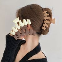 Large Shark Hair Claw Clip 2022 Summer Vintage Korean Ponytail Shark Clip Hair Crab Barrette Hair Accessories For Women Girls